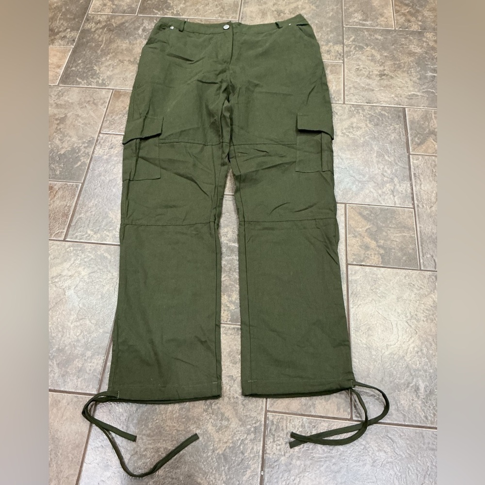 🥵 Olive Green Cargo Pants